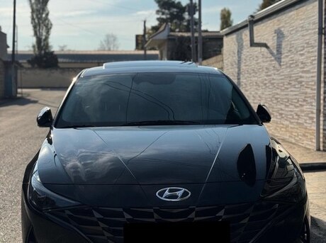 Hyundai Elantra 2021