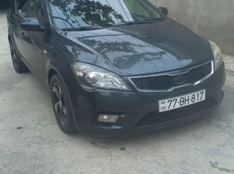 Kia  2011