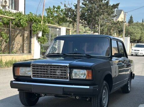 LADA (VAZ) 2107 2010