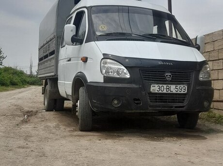 GAZ 330200 2005