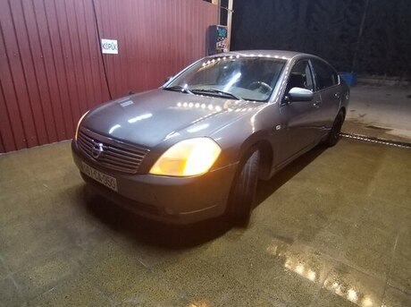 Nissan Teana 2005