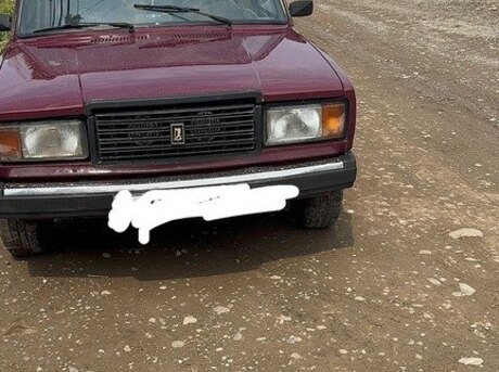 LADA (VAZ) 2107 2000