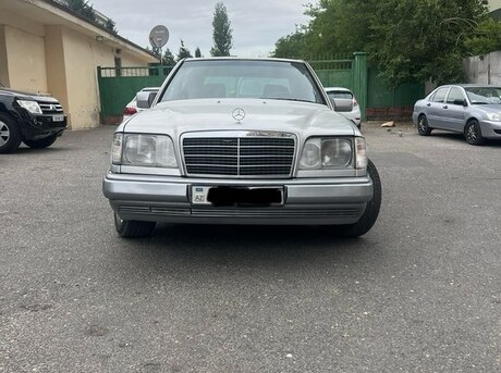 Mercedes E 220 1995