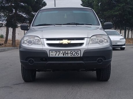 Chevrolet Niva 2012