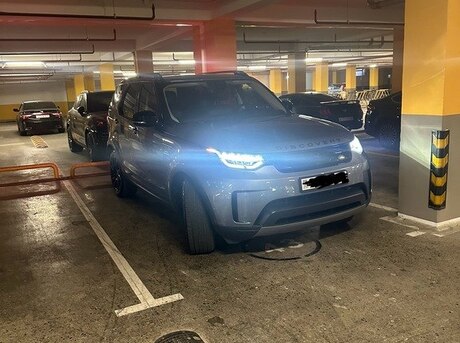 Land Rover Discovery 2018