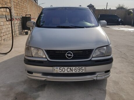 Opel Sintra 1999