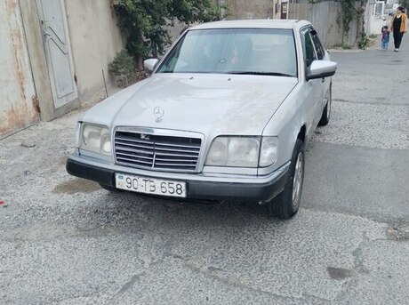 Mercedes E 220 1993