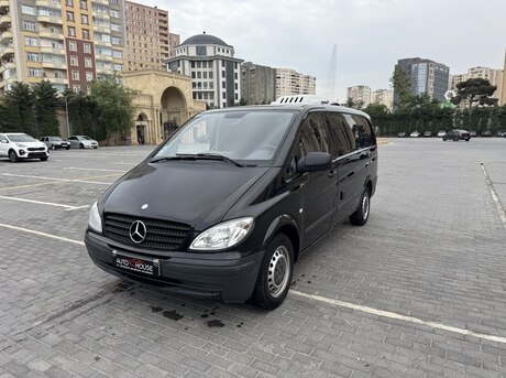 Mercedes Vito 115 2010