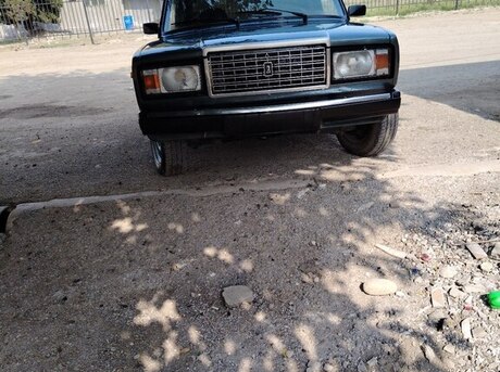 LADA (VAZ) 2107 2010