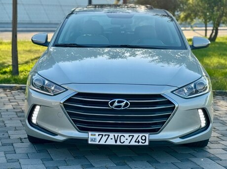 Hyundai Elantra 2016