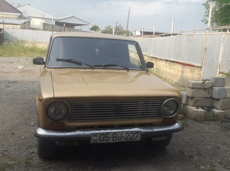 LADA (VAZ) 21011 1985