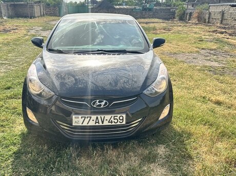 Hyundai Elantra 2013