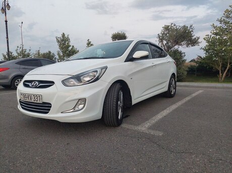 Hyundai Accent
