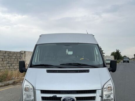 Ford Transit 2010