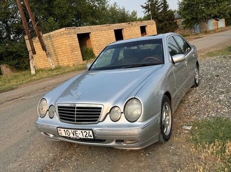 Mercedes E 240 1999
