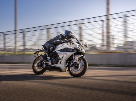 CFMOTO 450 SR-S