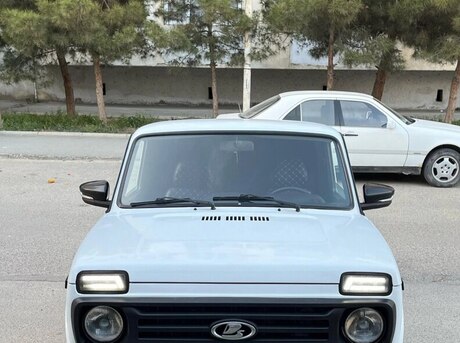 LADA (VAZ) Niva 2013