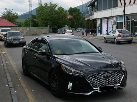 Hyundai Sonata