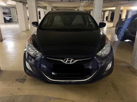 Hyundai Elantra 2013