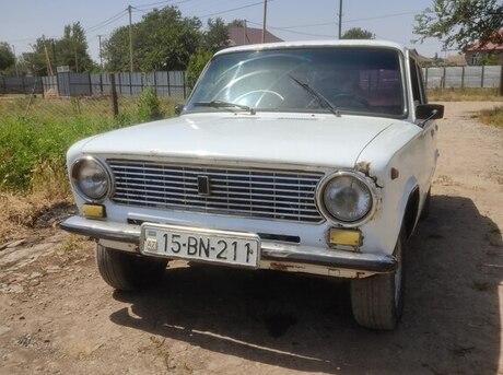 LADA (VAZ) 21011 1986