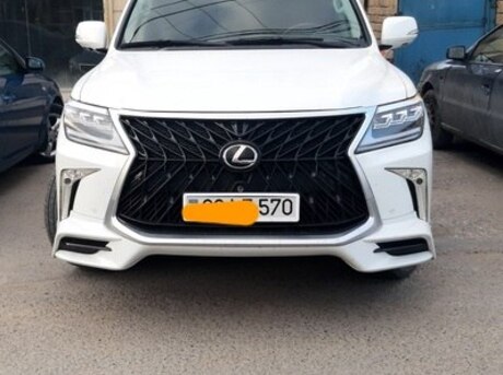 Lexus LX 570 2011