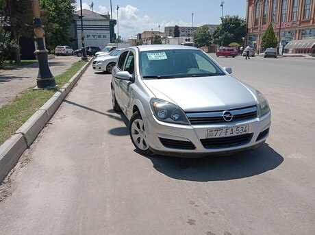 Opel Astra 2006