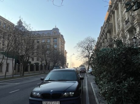 BMW 323 1998