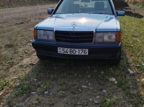 Mercedes 190 1989