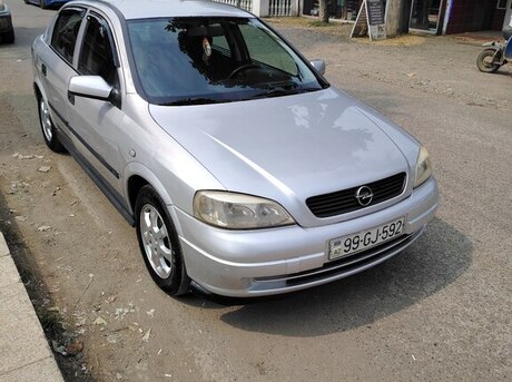 Opel Astra 2002