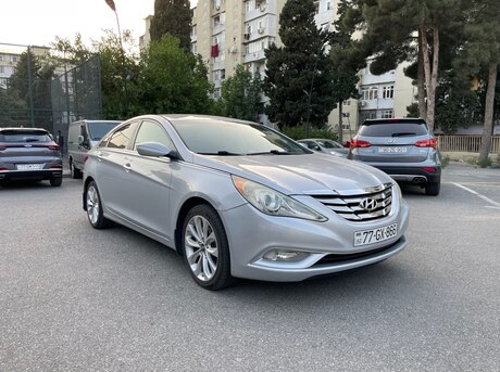 Hyundai Sonata 2012