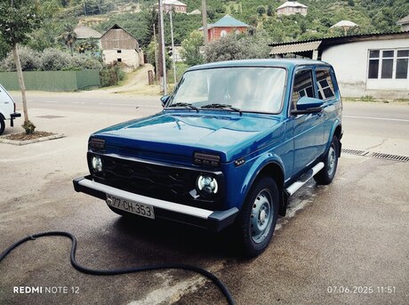 LADA (VAZ) Niva 2013