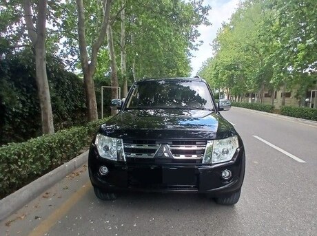 Mitsubishi Pajero 2013