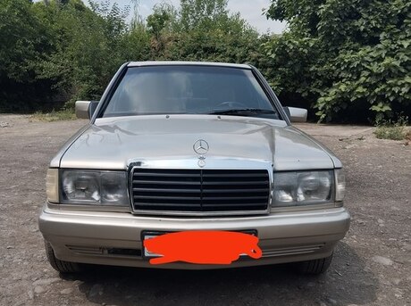 Mercedes 190 1990