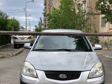 Kia Pride 2007