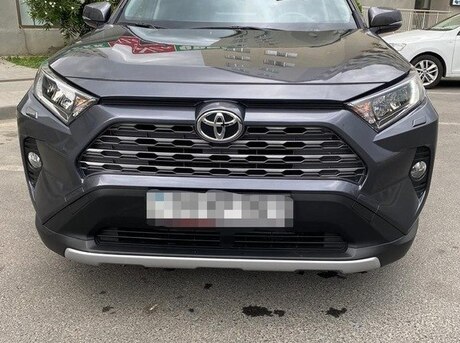 Toyota RAV4 2021