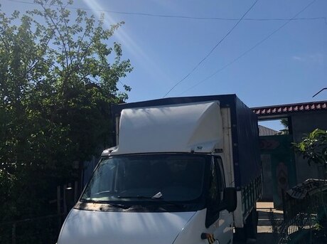 Ford Transit 2000