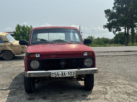 LADA (VAZ) Niva 1986