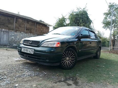 Opel Astra 1998