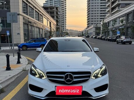 Mercedes E 200