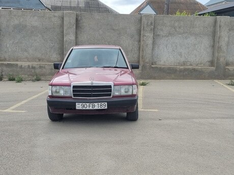 Mercedes 190 1990