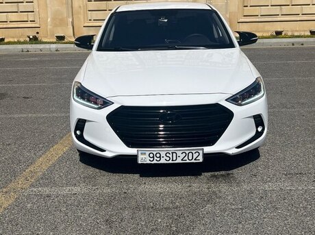 Hyundai Avante 2016