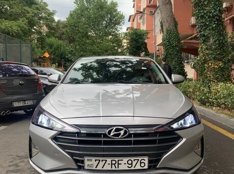 Hyundai Elantra 2019