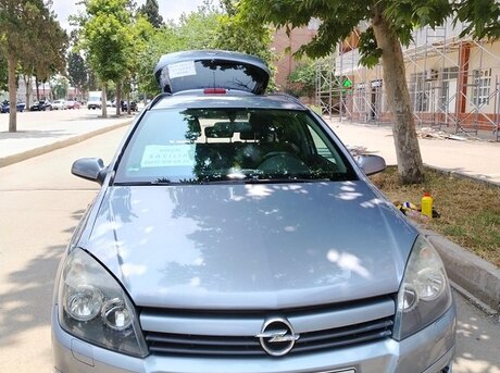 Opel Astra 2004