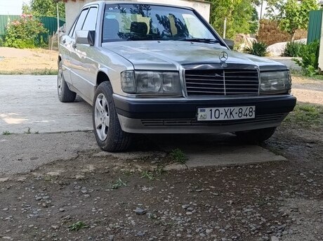 Mercedes 190 1992