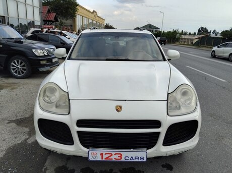 Porsche Cayenne 2003
