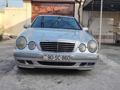 Mercedes E 270 2000