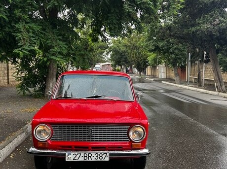 LADA (VAZ) 21011 1982