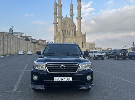 Toyota Land Cruiser 2013