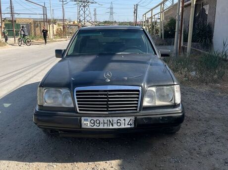 Mercedes 230 E 1990
