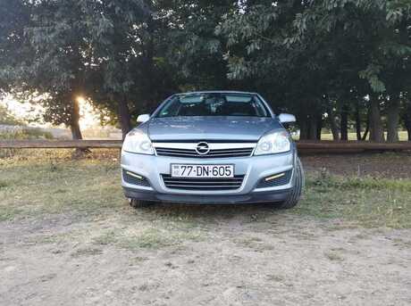 Opel Astra 2008